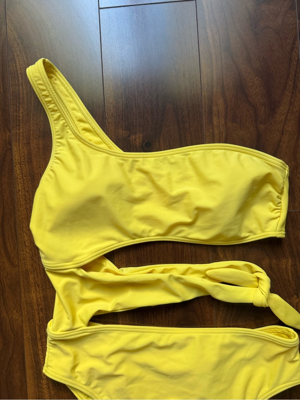 Abercrombie & Fitch Yellow One Piece Cut Out Swimsuit / Size M ๐ - Picture 3 of 6